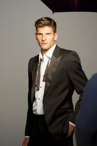 mario-gomez_hoch_gallery_imagex423